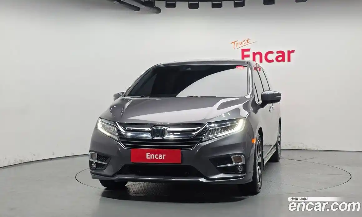 Honda Odyssey 2018 3.5 гидро в Москве № 1015365, фото 3