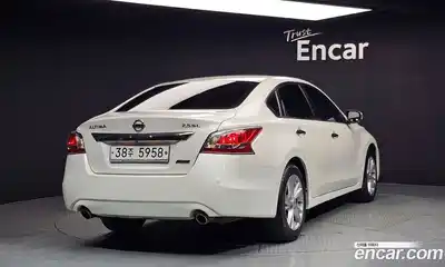 Nissan Altima 2013 2.5 гидро в Москве № 1015923, миниатюра 2