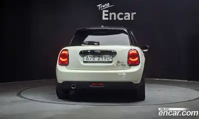 Mini Cooper 2018 1.5 гидро в Москве № 154326, миниатюра 4