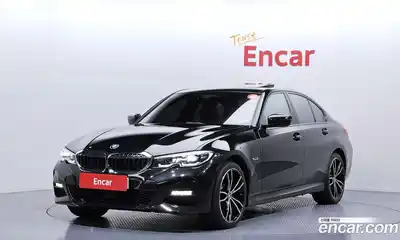 BMW 3-Series, 2022