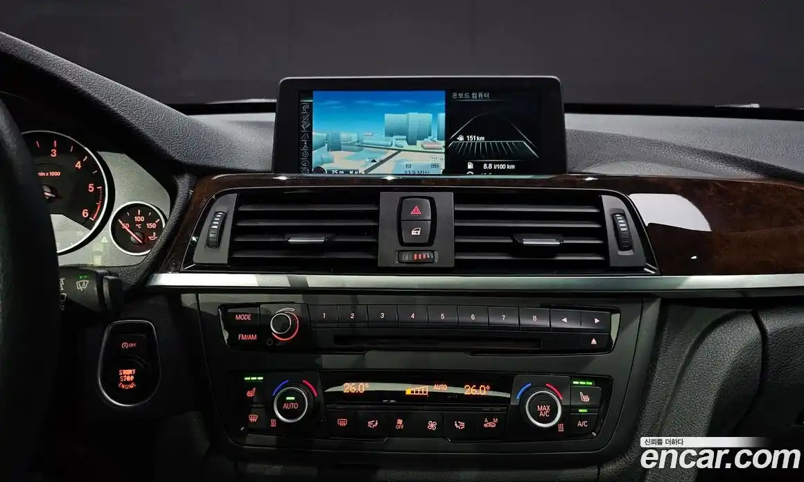 BMW 3-Series 2015 2.0 Автомат в Москве № 159066, фото 14