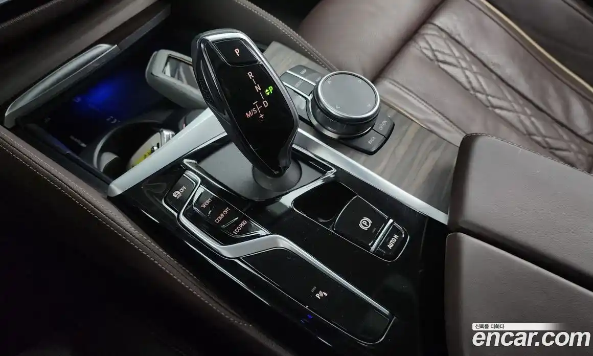 BMW 5-Series 2020 2.0 гидро в Москве, фото 9