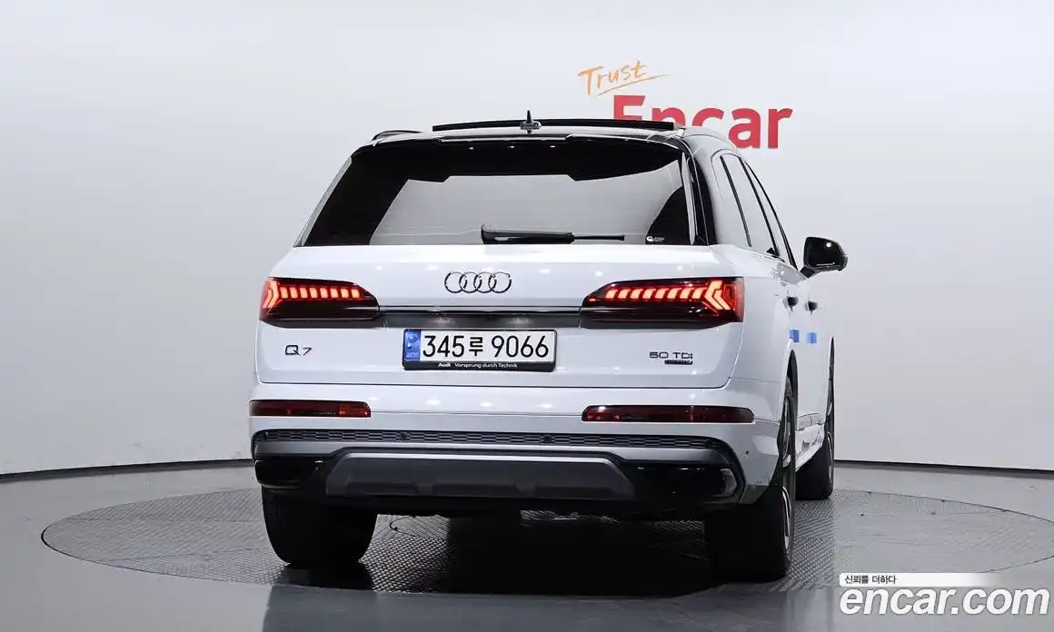 Audi Q7 2021 3.0 гидро в Москве № 163715, фото 4