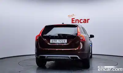 Volvo V60 2016 2.5 гидро в Москве № 164693, миниатюра 4