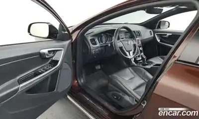 Volvo V60 2016 2.5 гидро в Москве № 164693, миниатюра 10