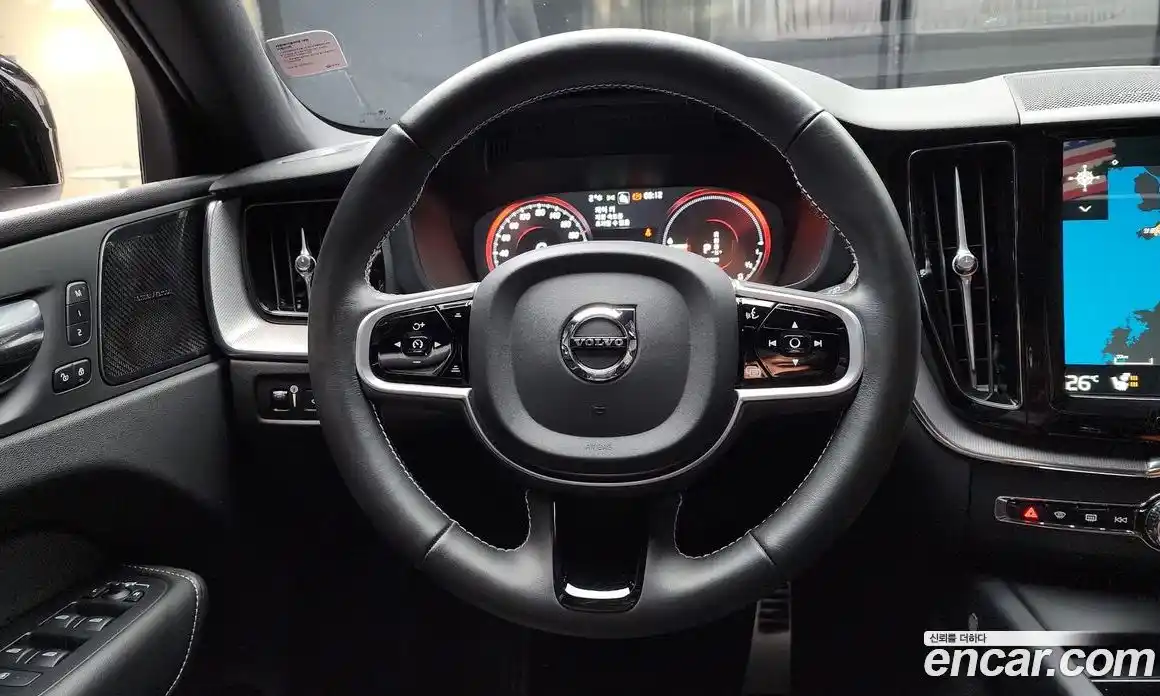 Volvo XC60 2021 2.0 гидро в Москве № 164721, фото 13