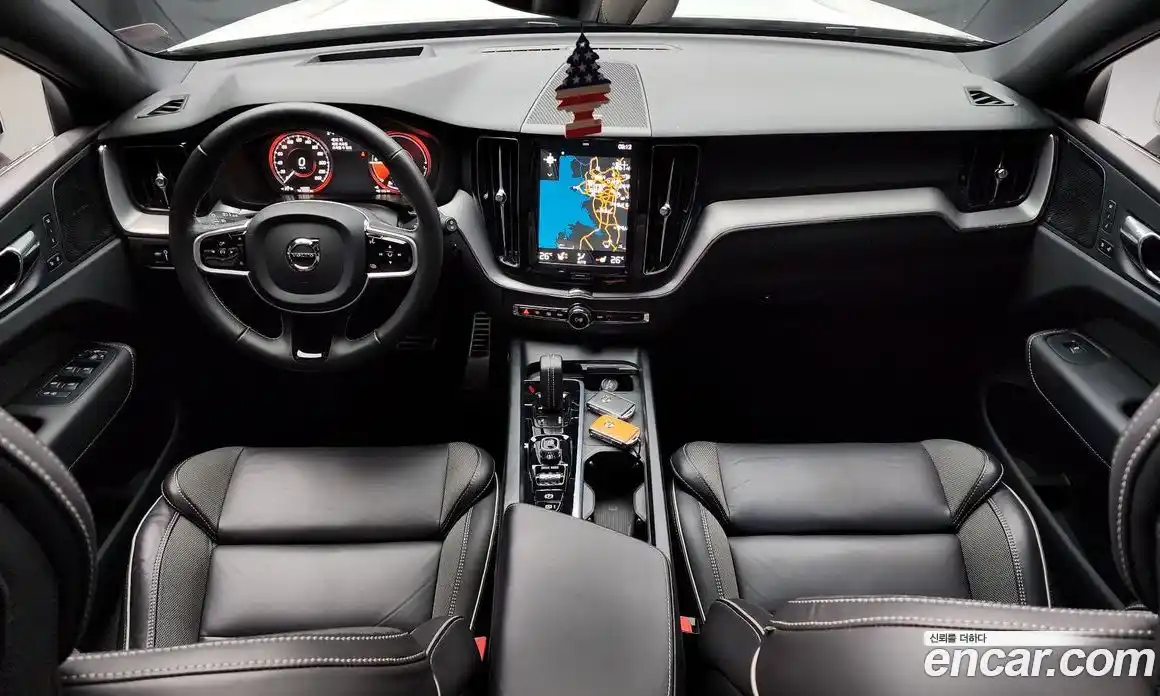 Volvo XC60 2021 2.0 гидро в Москве № 164721, фото 7