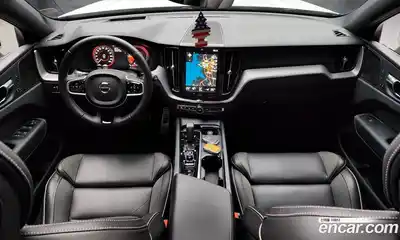 Volvo XC60 2021 2.0 гидро в Москве № 164721, миниатюра 7