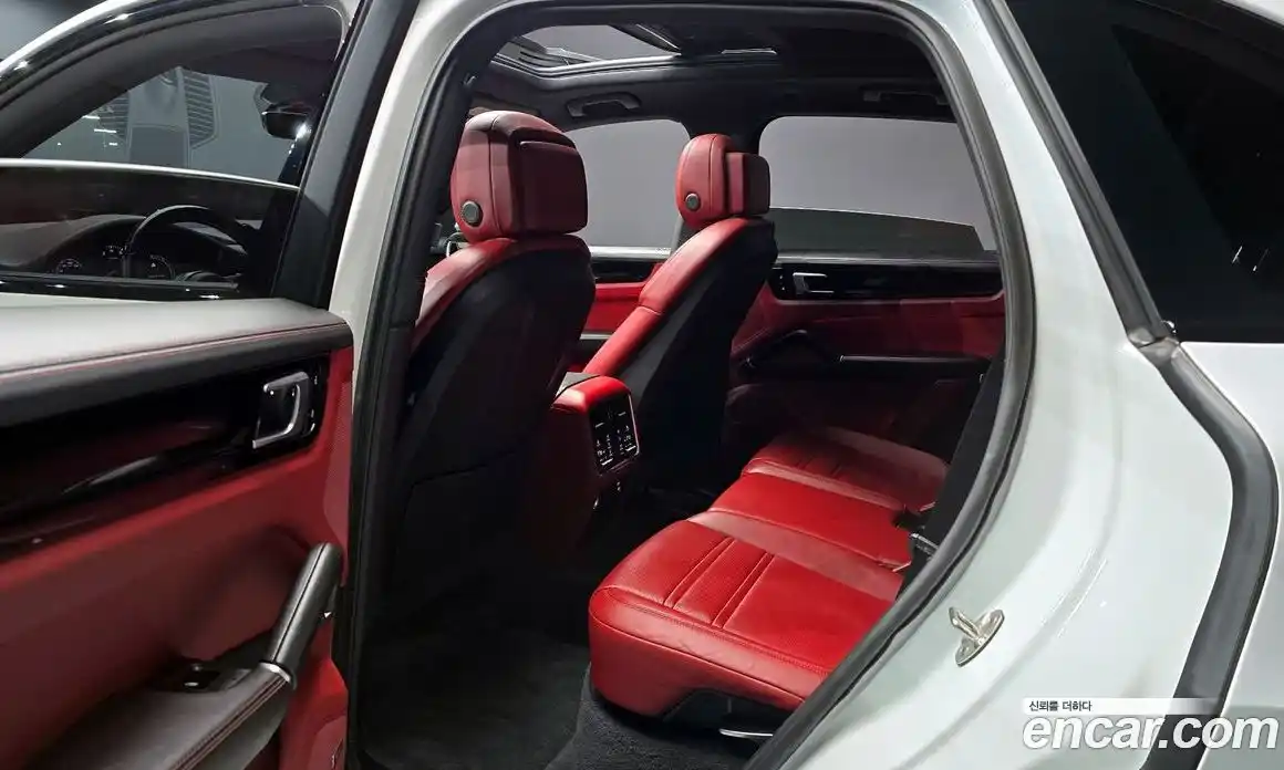 Porsche Cayenne 2020 3.0 гидро в Москве № 165338, фото 13