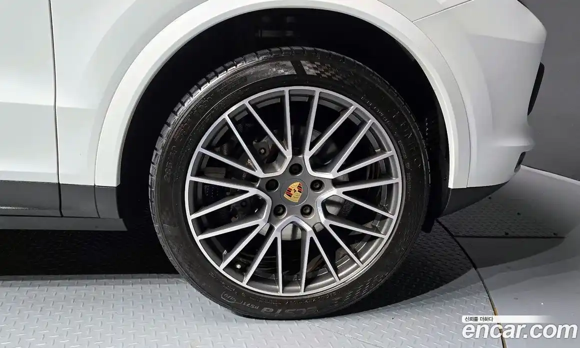 Porsche Cayenne 2020 3.0 гидро в Москве № 165338, фото 5