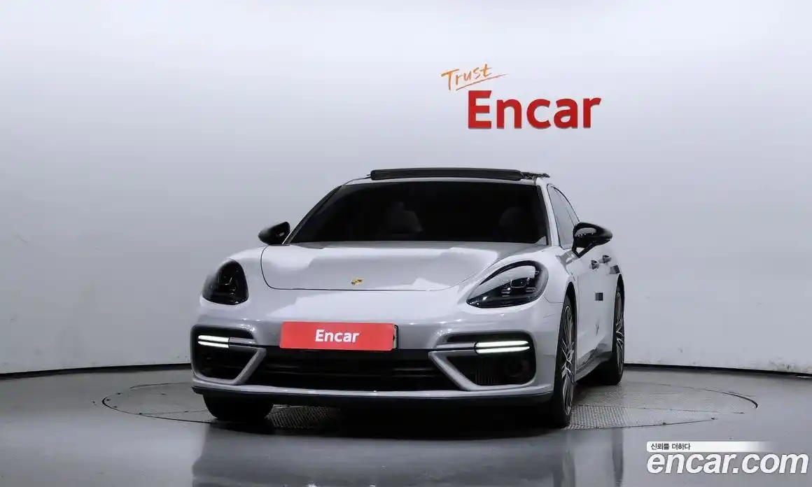 Porsche Panamera 2017 4.0 гидро в Москве № 165401, фото 3