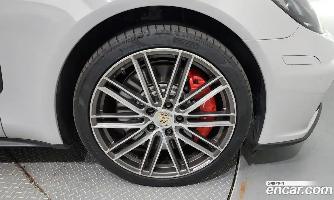 Porsche Panamera 2017 4.0 гидро в Москве № 165401, фото 5