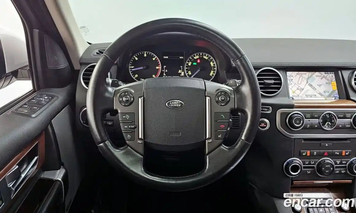 Land Rover Discovery 2016 3.0 гидро в Москве № 166137, фото 13