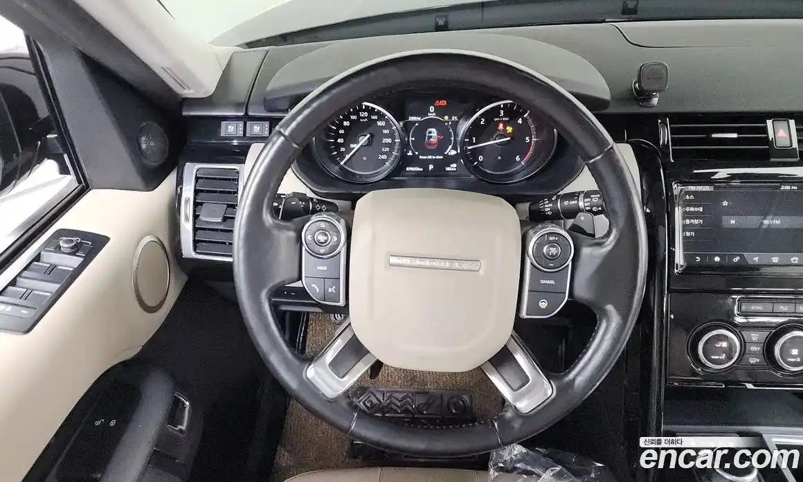 Land Rover Discovery 2018 2.0 гидро в Москве № 166183, фото 13