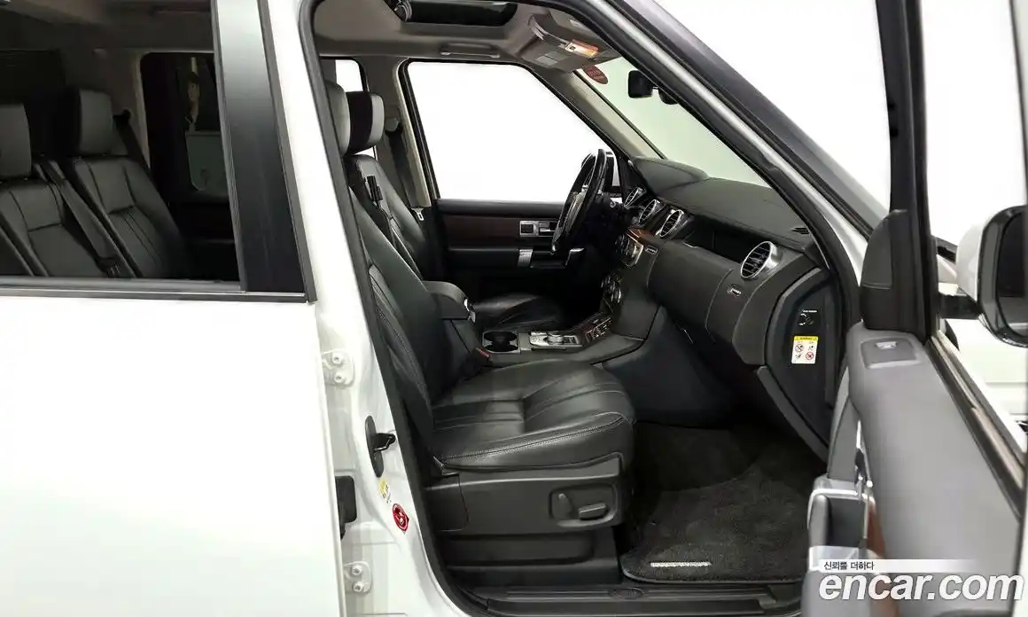 Land Rover Discovery 2016 3.0 гидро в Москве № 166416, фото 11