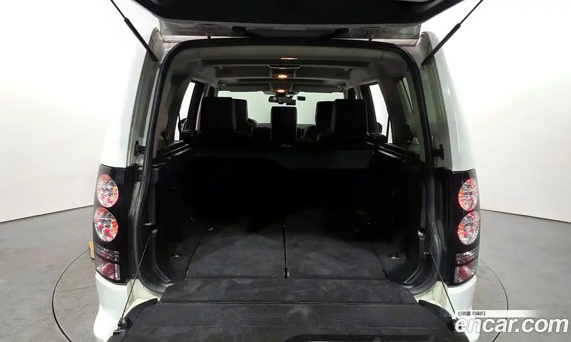 Land Rover Discovery 2016 3.0 гидро в Москве № 166416, фото 20