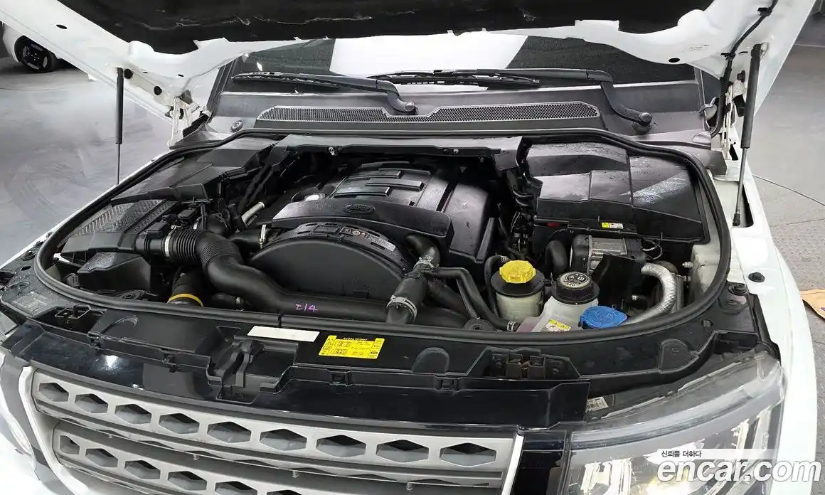 Land Rover Discovery 2016 3.0 гидро в Москве № 166416, фото 6