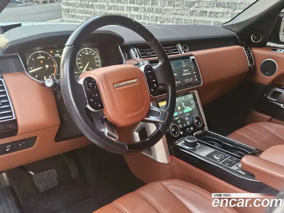 Land Rover Range-Rover 2015 4.4 гидро в Москве № 166791, фото 7