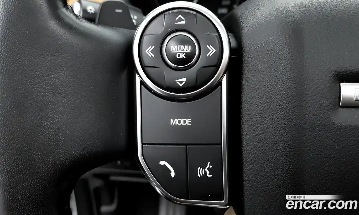 Land Rover Discovery 2017 3.0 гидро в Москве № 166831, фото 15