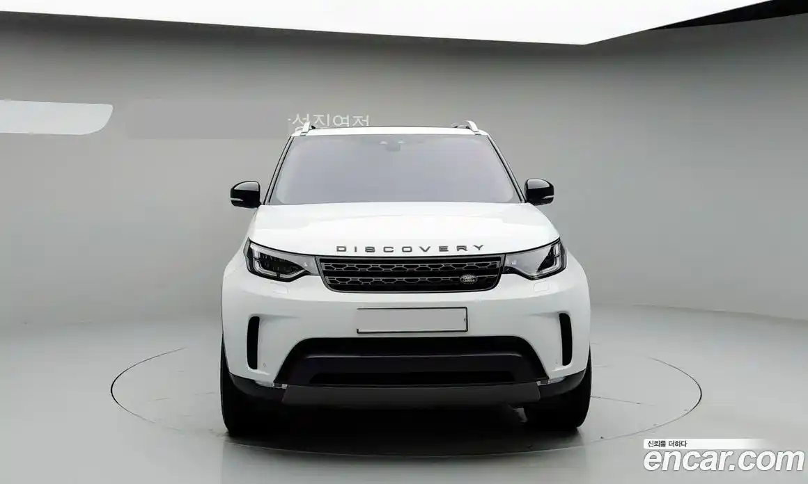 Land Rover Discovery 2017 3.0 гидро в Москве № 166831, фото 3