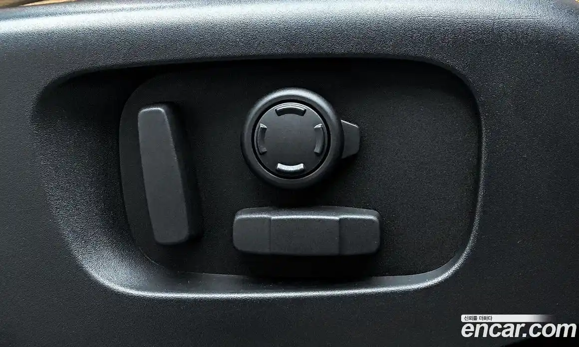 Land Rover Discovery 2017 3.0 гидро в Москве № 166831, фото 10