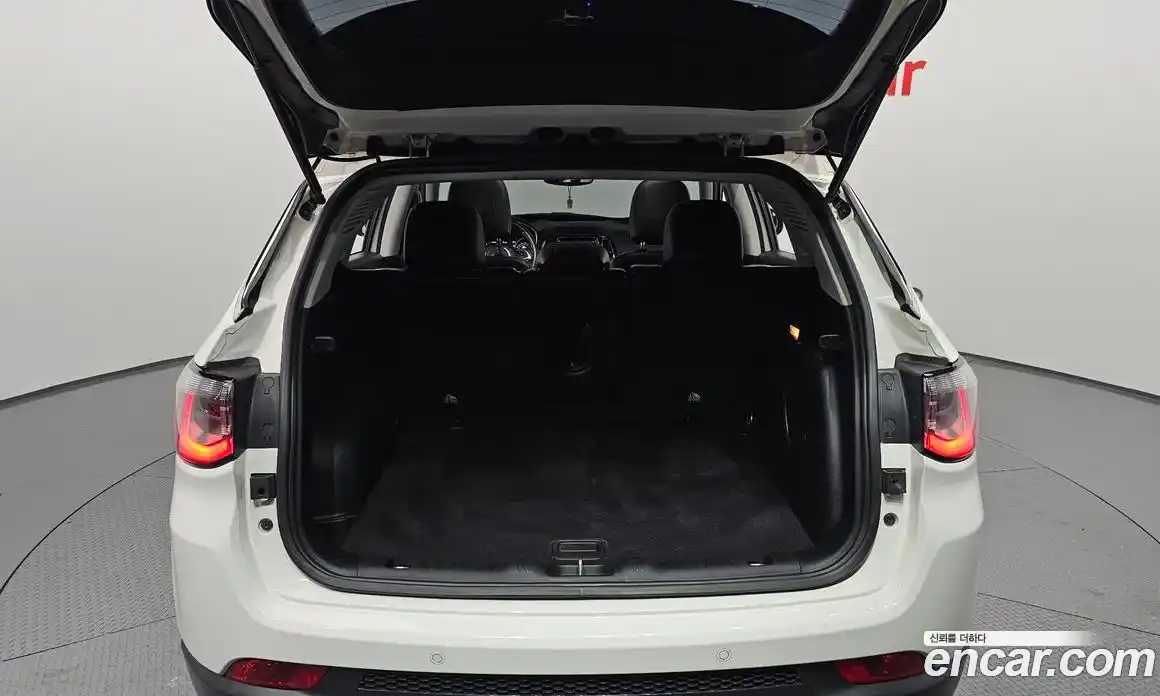 Jeep Compass 2019 2.4 гидро в Москве № 169704, фото 20