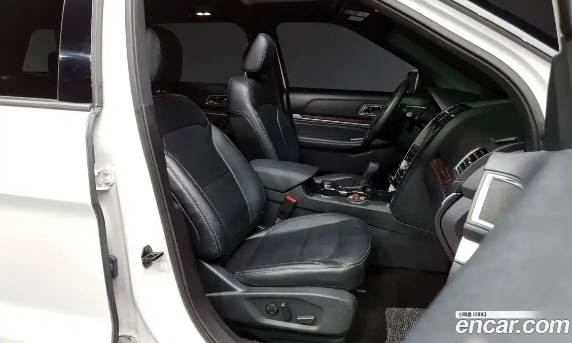 Ford Explorer 2019 2.3 гидро в Москве № 170911, фото 11