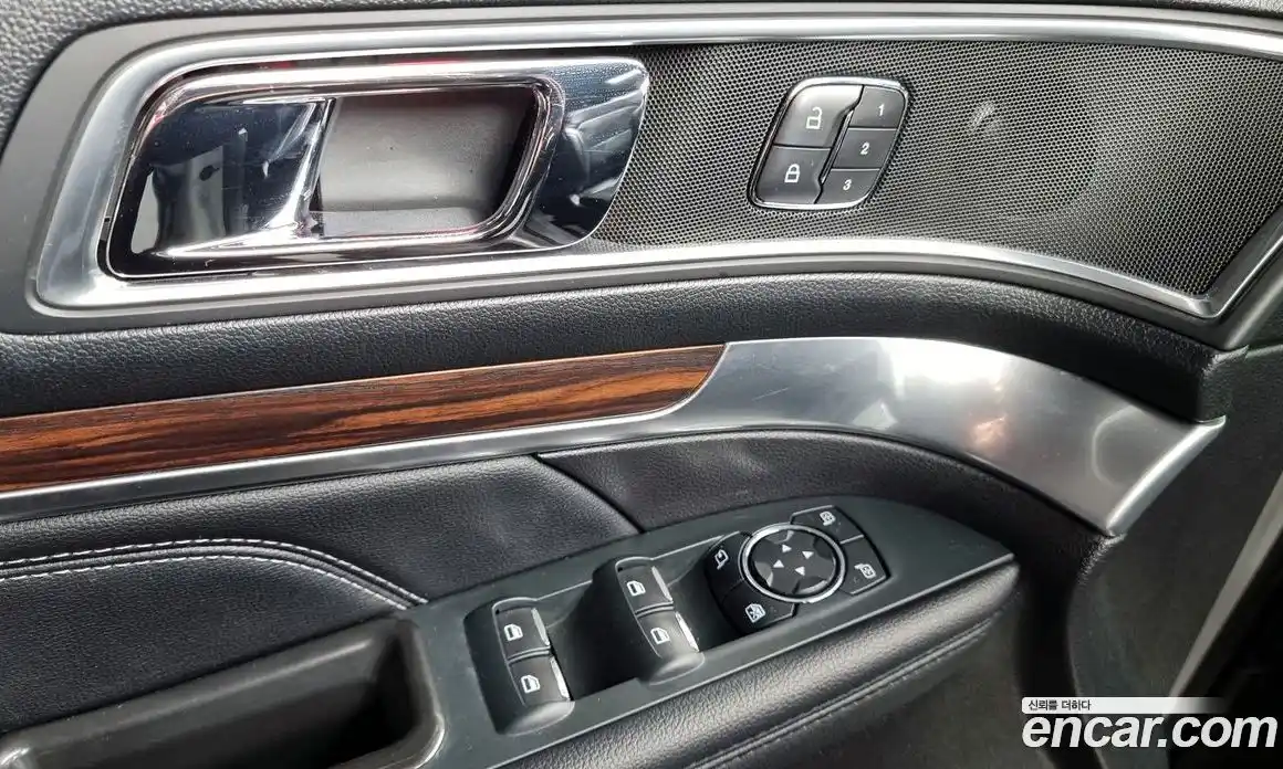 Ford Explorer 2019 2.3 гидро в Москве № 170911, фото 19