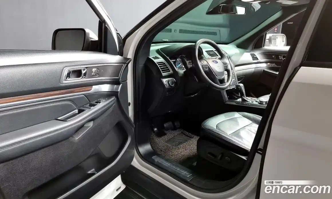 Ford Explorer 2019 2.3 гидро в Москве № 170911, фото 10