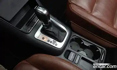 Volkswagen Tiguan 2011 2.0 гидро в Москве № 173051, миниатюра 9