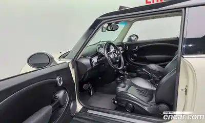 Mini Cooper 2011 1.6 гидро в Москве № 190434, миниатюра 12