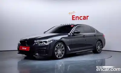 BMW 5-Series, 2019