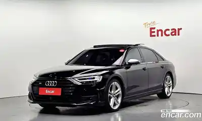 Audi S8, 2021