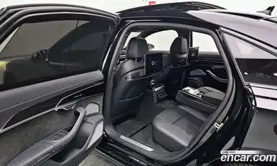 Audi S8 2021 4.0 гидро в Москве № 196325, миниатюра 12