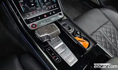 Audi S8 2021 4.0 гидро в Москве № 196325, миниатюра 9