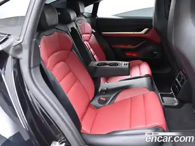 Porsche Taycan 2025 гидро в Москве № 197752, миниатюра 12
