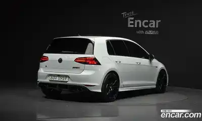 Volkswagen Golf 2015 2.0 гидро в Москве № 199157, миниатюра 2