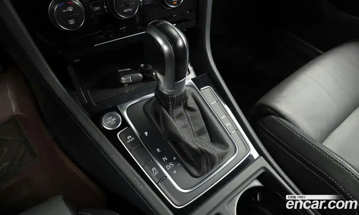 Volkswagen Golf 2015 2.0 гидро в Москве № 199157, фото 9