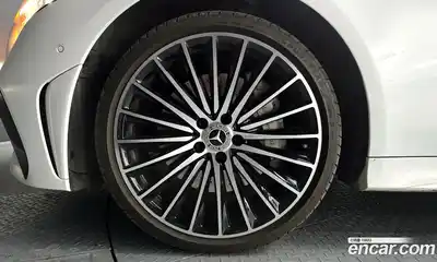 Mercedes-Benz CLS-Class 2022 3.0 гидро в Москве № 205000, миниатюра 5