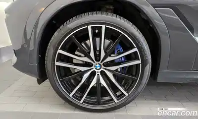 BMW X6 2023 3.0 гидро в Москве № 211282, миниатюра 5