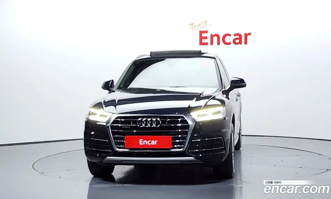 Audi Q5 2020 2.0 гидро в Москве № 211872, фото 3