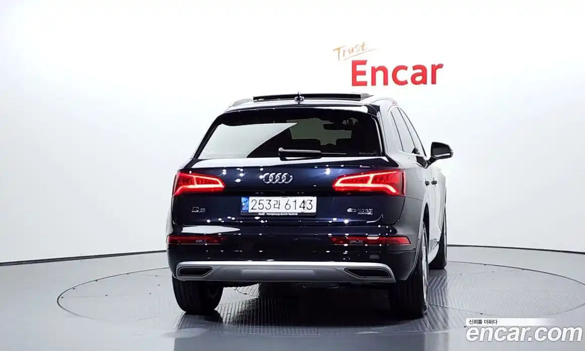 Audi Q5 2020 2.0 гидро в Москве № 211872, фото 4