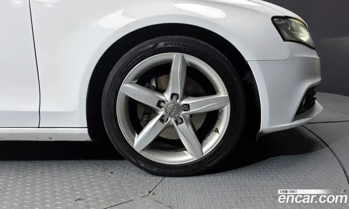 Audi A4 2012 2.0 гидро в Москве № 212642, фото 5