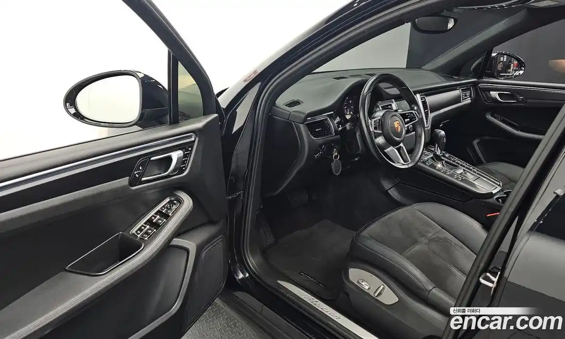 Porsche Macan 2014 2.0 гидро в Москве № 213232, фото 11