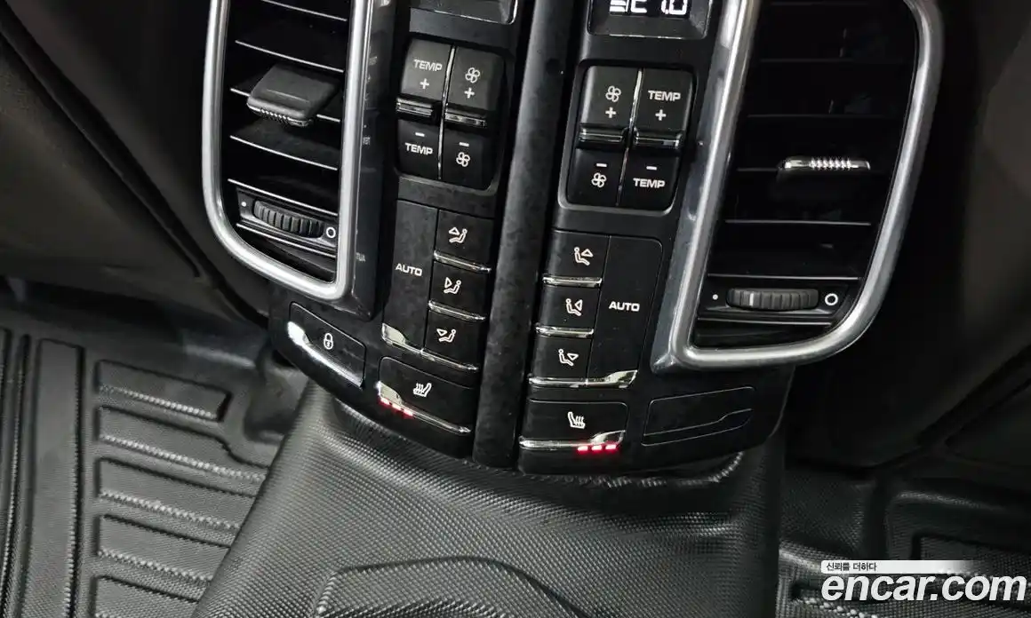 Porsche Cayenne 2015 4.1 гидро в Москве № 213304, фото 18