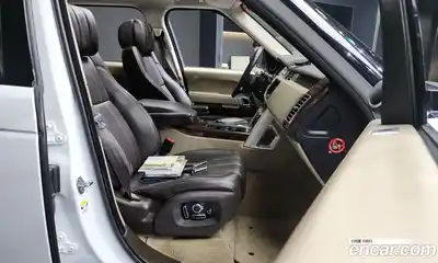Land Rover Range-Rover 2017 4.4 гидро в Москве № 213759, миниатюра 11