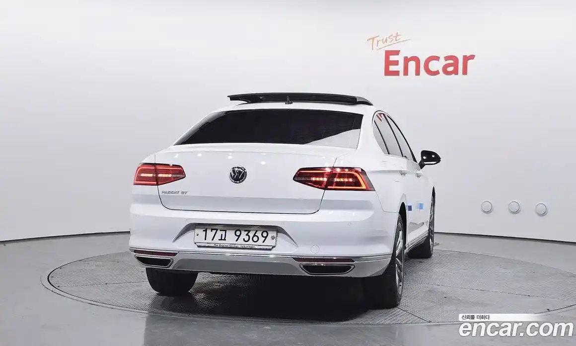 Volkswagen Passat 2018 2.0 гидро в Москве № 215142, фото 4