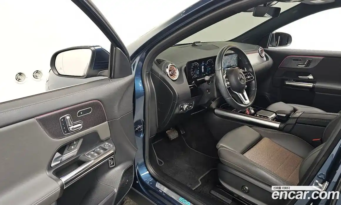 Mercedes-Benz EQA 2022 0.2 гидро в Москве № 224420, фото 9