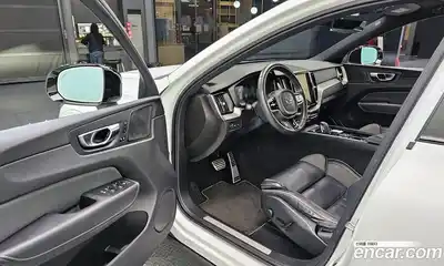 Volvo XC60 2021 2.0 гидро в Москве № 230459, миниатюра 11