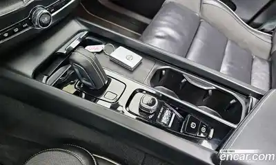 Volvo XC60 2021 2.0 гидро в Москве № 230459, миниатюра 9